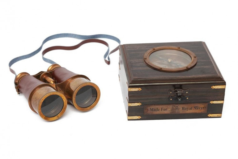 Бинокль в деревянной подарочной коробке с компасом и латунным декором Secret De Maison (mod. 48366) (Античная медь)