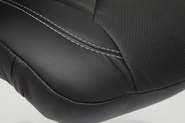 Кресло «Босс» (Boss) (Искусственная чёрная кожа+искусственная перфорированная чёрная кожа) фото № 7